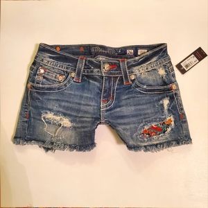 NWT sexy Miss Me Cut Off Shorts sz 26